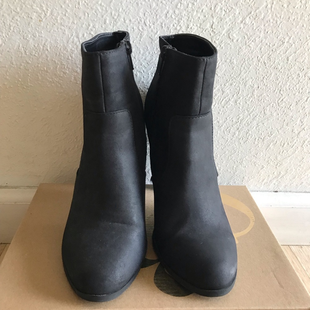 Black Boots